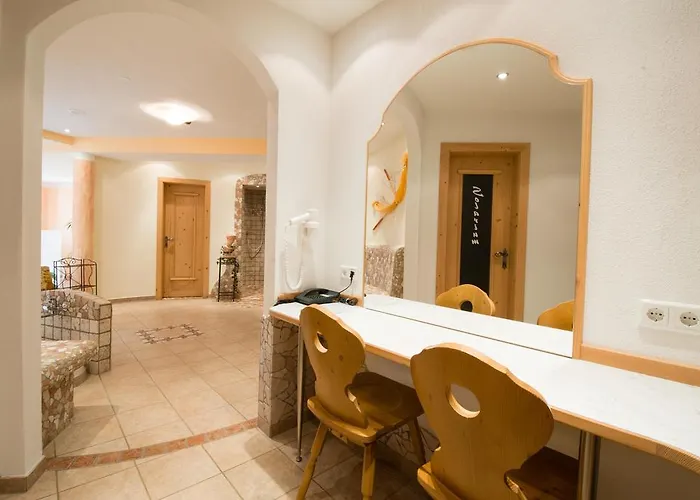 Garni Mathonerhof Gasthof Ischgl