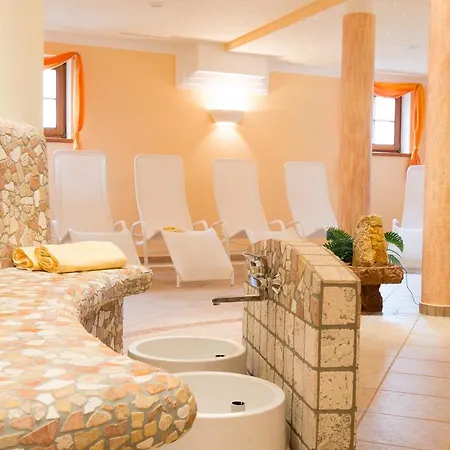 Garni Mathonerhof 3* Ишгль